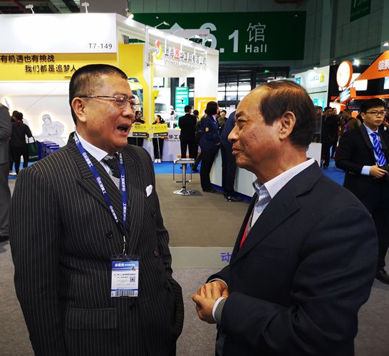 朱仁和理事长参观中国国际五金博览会并与企业家交流(图4)