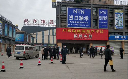 严防紧控保复工——青白江万贯国际五金机电城 在全国五金机电市场中率先开市(图9)